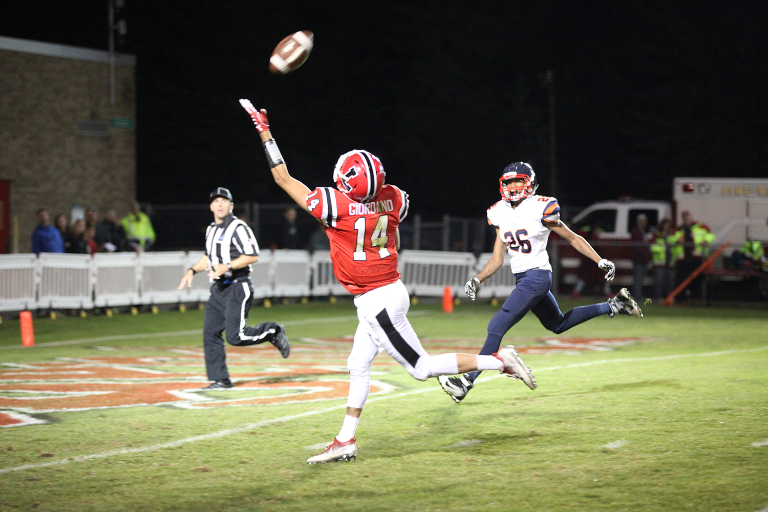 Max looking to make a catch near the endzone Lancaster Legends Football 09.01.17 Lancaster vs Bennett