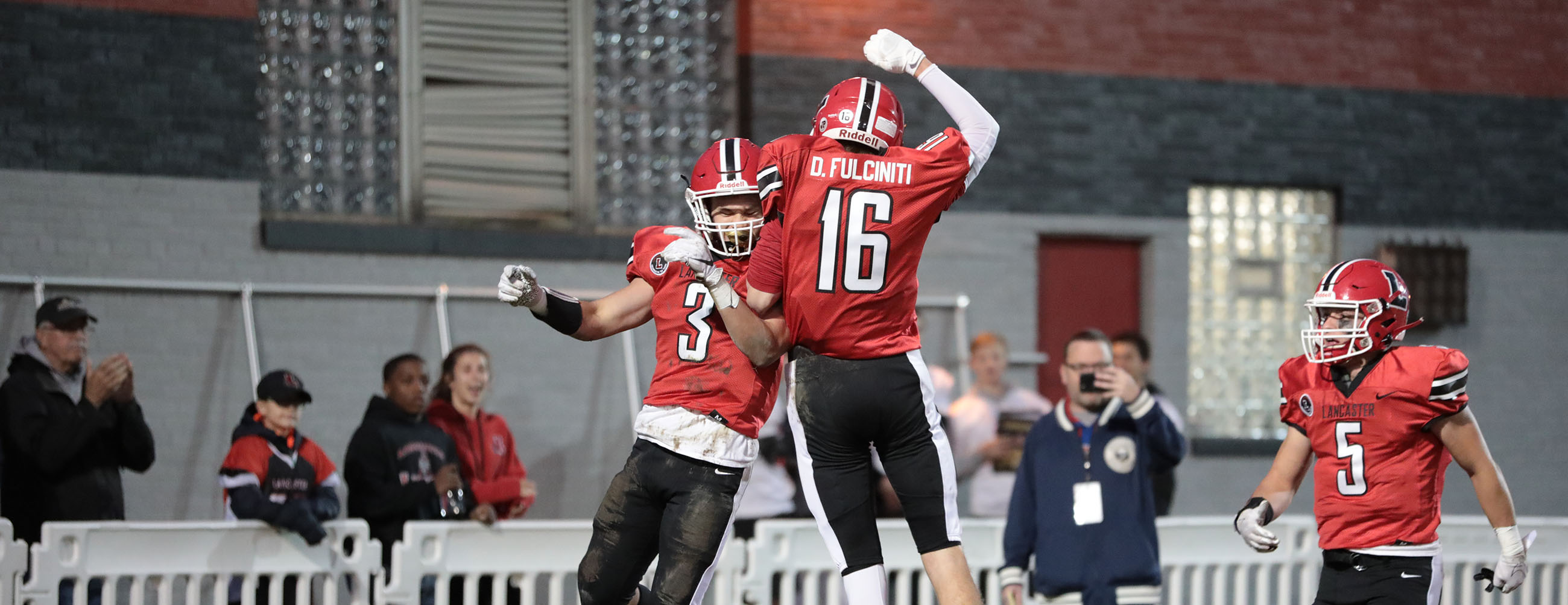 Fulciniti and Davis celebrating a TD