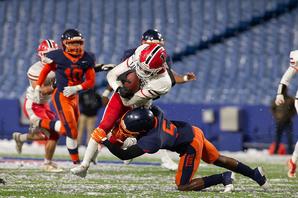 Lancaster vs Bennett Getting tackled