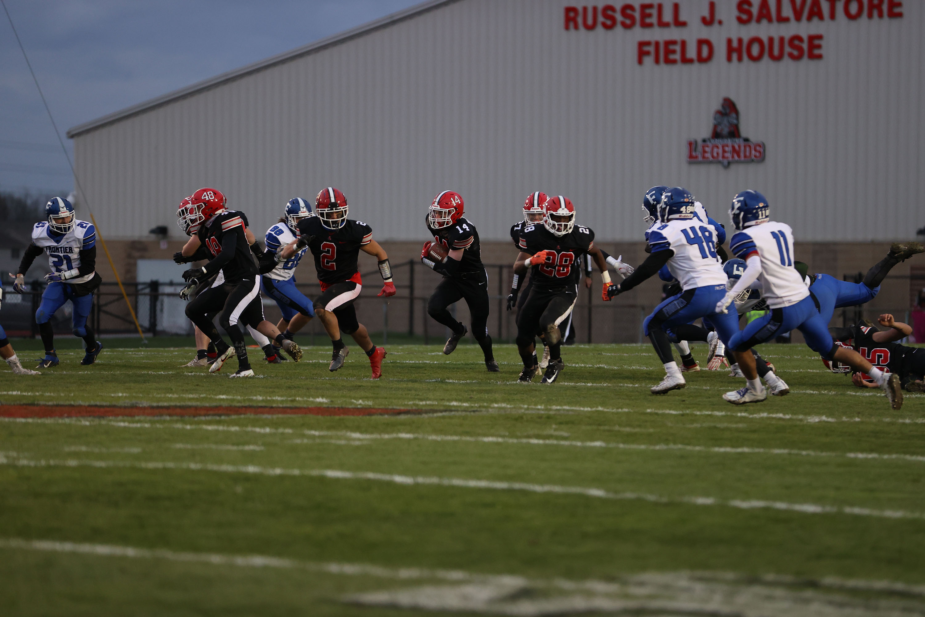 Lancaster vs Frontier Falcons Legends Kickoff Return!!