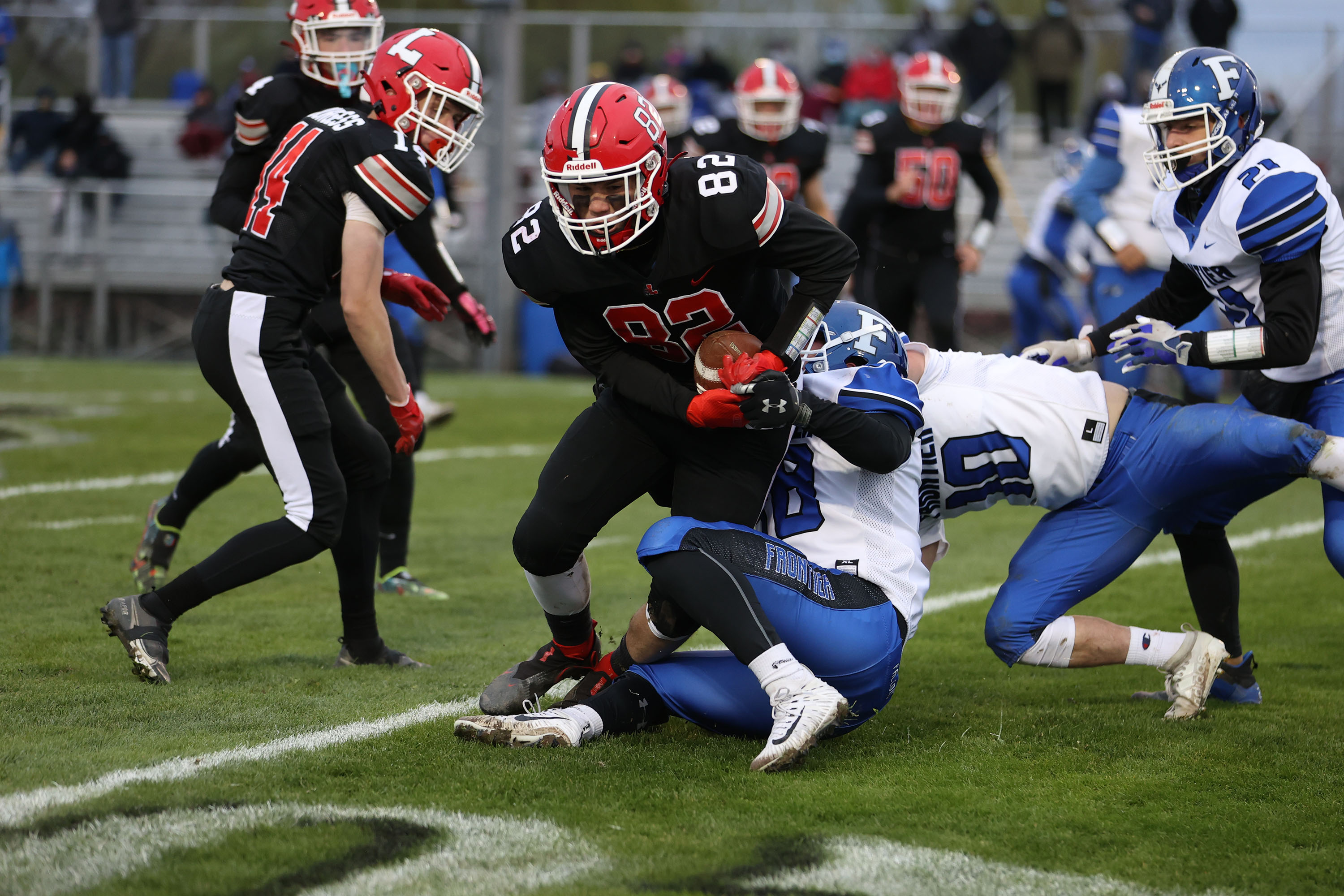 Lancaster vs Frontier Falcons Avoiding the tackle!