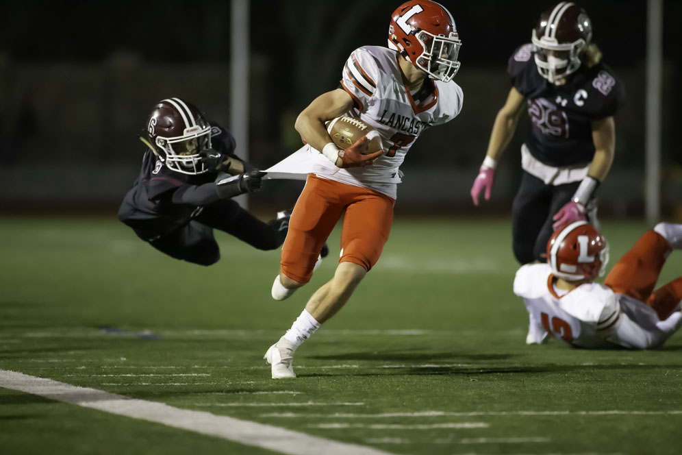 Lancaster vs Orchard Park- RB pulling away