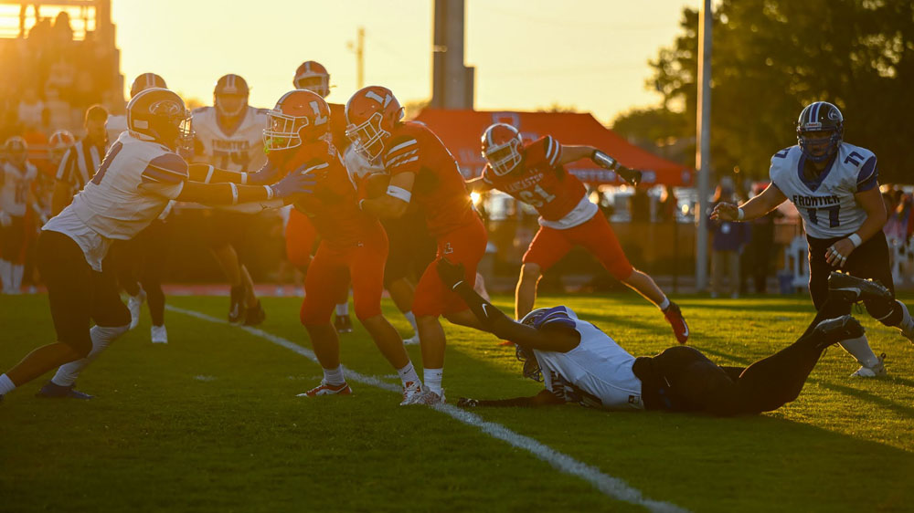 Legends Running Back breaking tackles