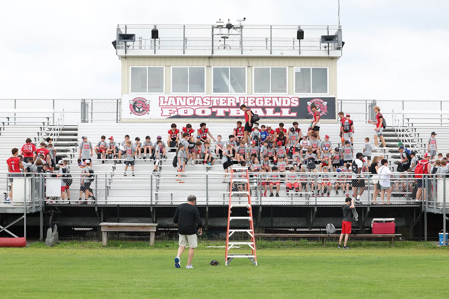 Campers getting ready for the team picture