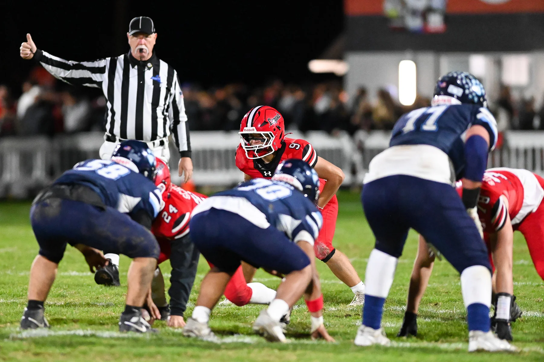 Linebacker set for the play