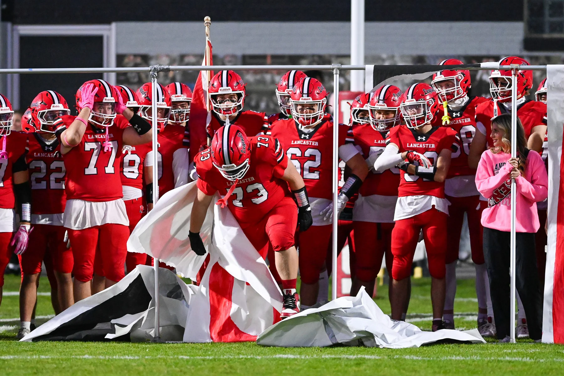 Lineman getting announced to the field