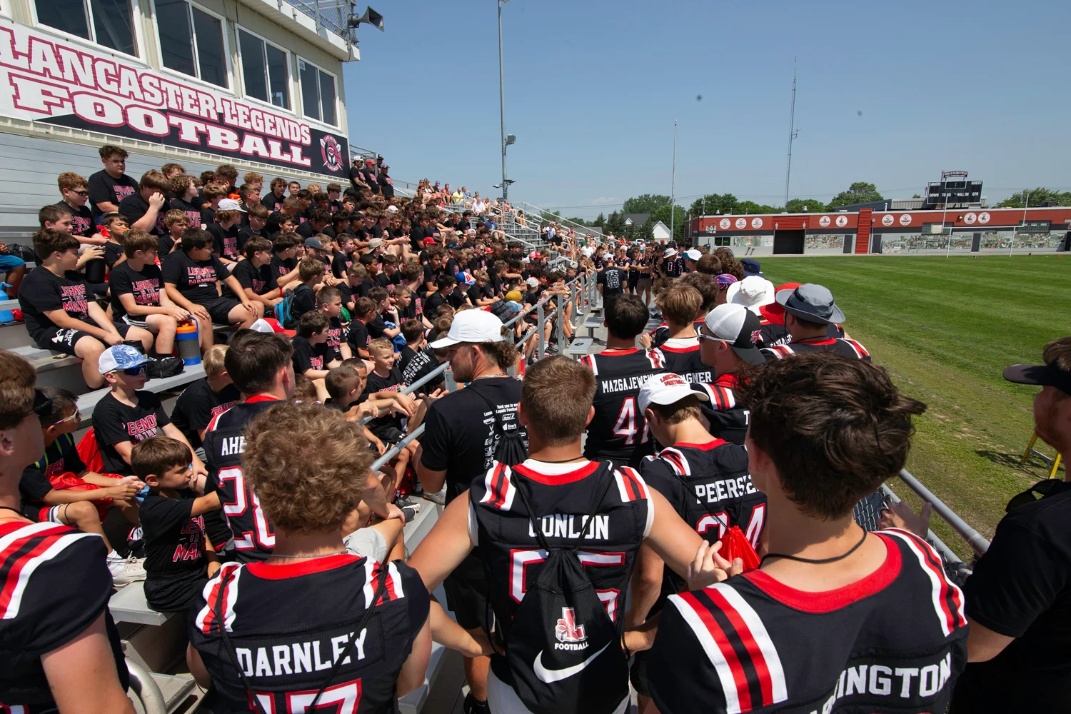 Team Picture at the Lancaster Football Camp 2026